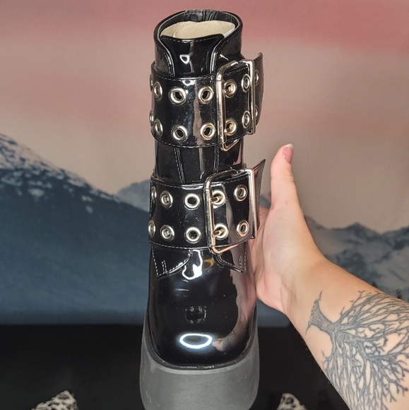 UNRELEASED Dolls Kill Vinyl Combat Boots - Picture 4 of 5